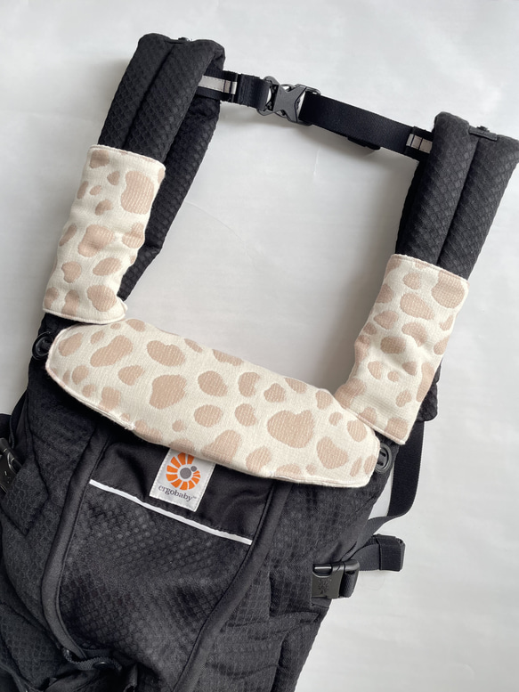 エルゴ抱っこ紐 名入れよだれカバー サッキングパッド 美しい花柄の
