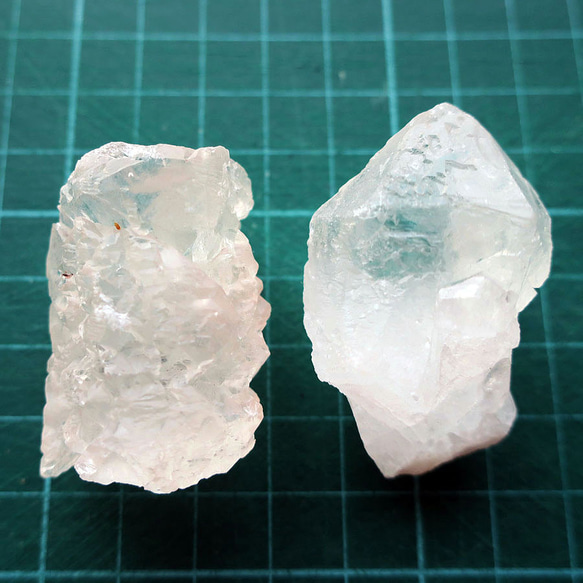 【お得＊セール】ヒマラヤ水晶 ニルヴァーナクォーツ アイスクリスタル 2個セットb 1枚目の画像