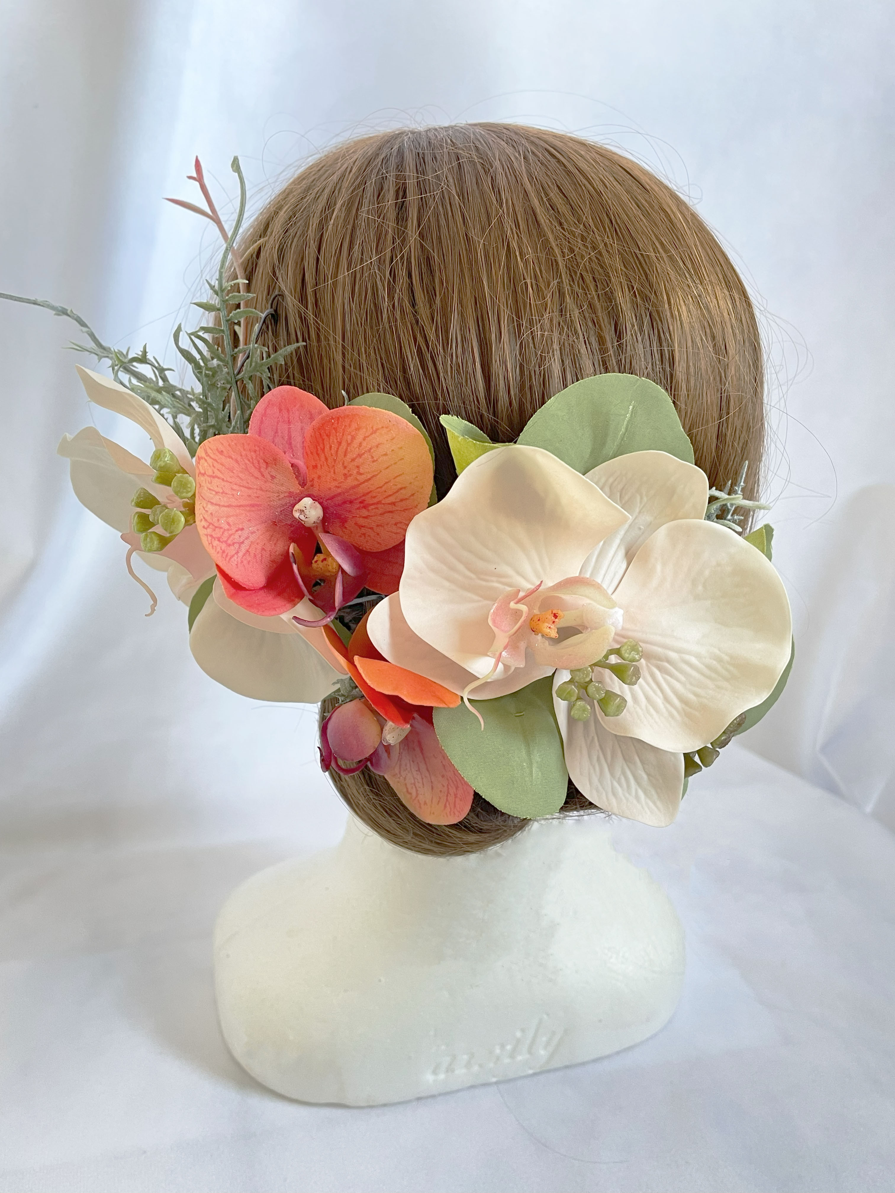 【髪飾り】大人可愛い❤️胡蝶蘭のヘッドドレス