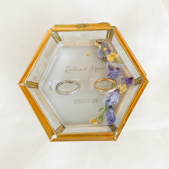 藤の花とソリダコの金箔レジンリングピロー×ゴールドガラスケース 5枚目の画像