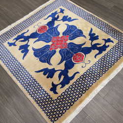 新品　和柄　厚みのある高級カーペット　パキスタン手織り絨毯　アクセントラグ　111x111cm　＃191 3枚目の画像