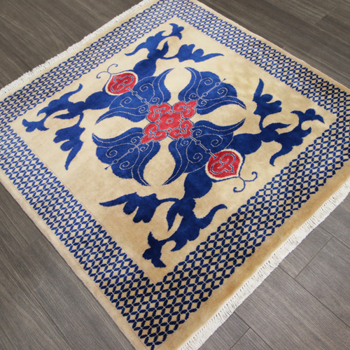 新品 和柄 厚みのある高級カーペット パキスタン手織り絨毯 新品 和柄 厚みのある高級カーペット パキスタン手織り絨毯