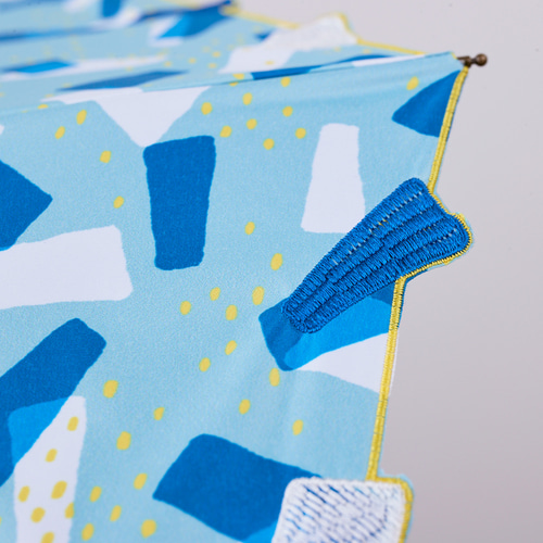 254新品coccaコッカ 晴雨兼用 折りたたみ日傘Kumo ‐雲- 刺繍 cocca(コッカ) ｜生地通販｜【晴雨兼用】coccaの日傘雨傘 Kumo