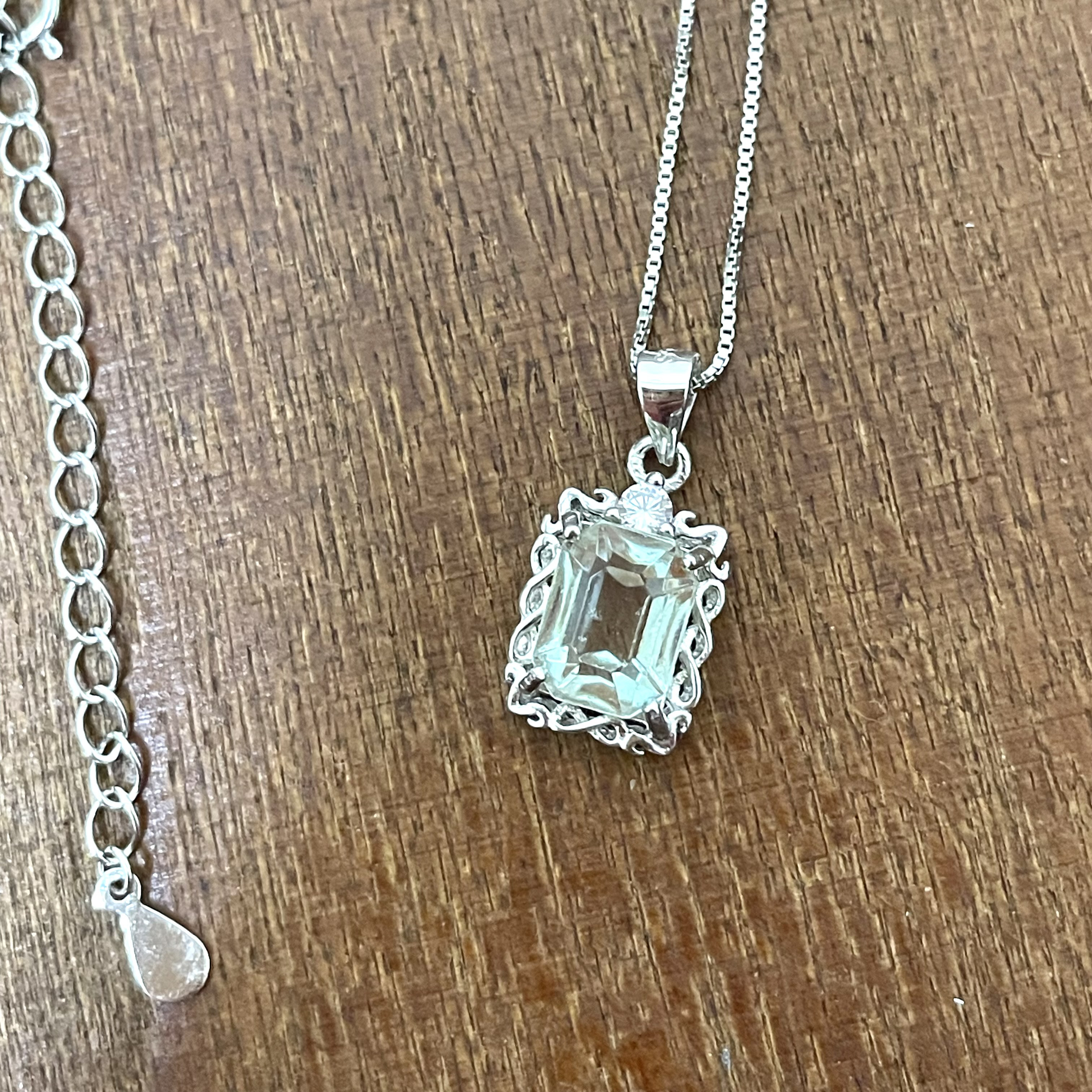 ヴィンテージサフィレット　サフィリーンのオクタゴンシルバーネックレス