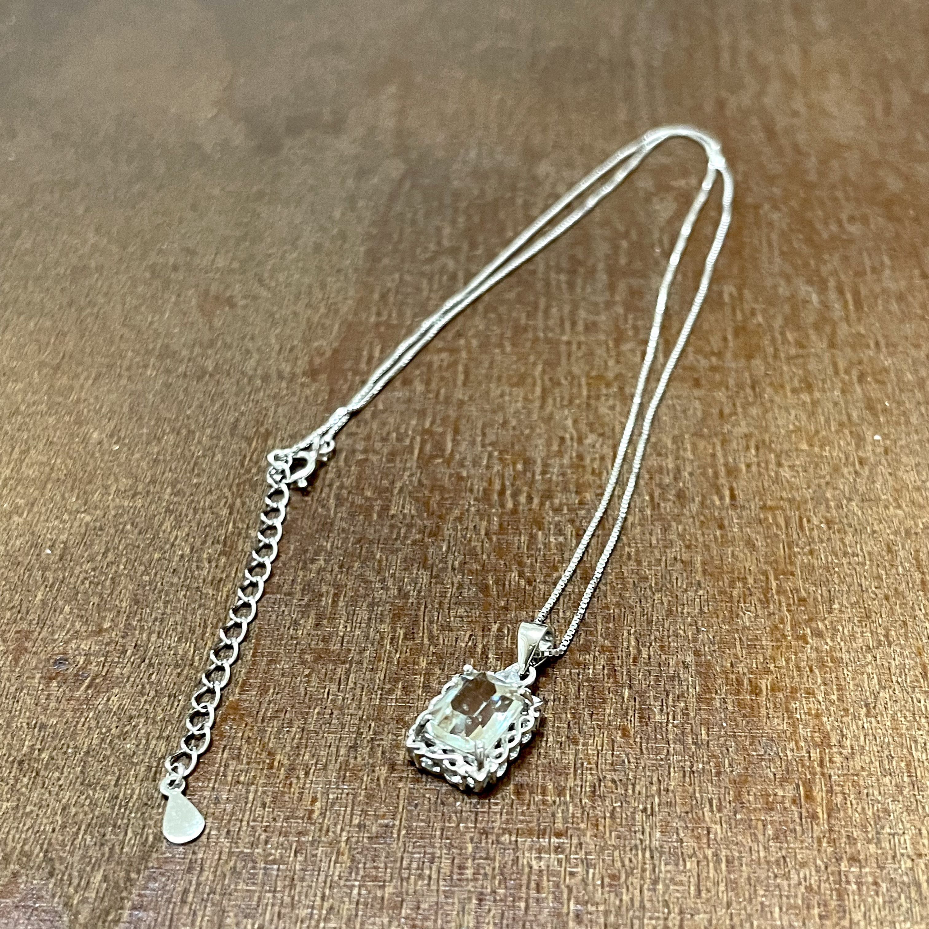 ヴィンテージサフィレット　サフィリーンのオクタゴンシルバーネックレス