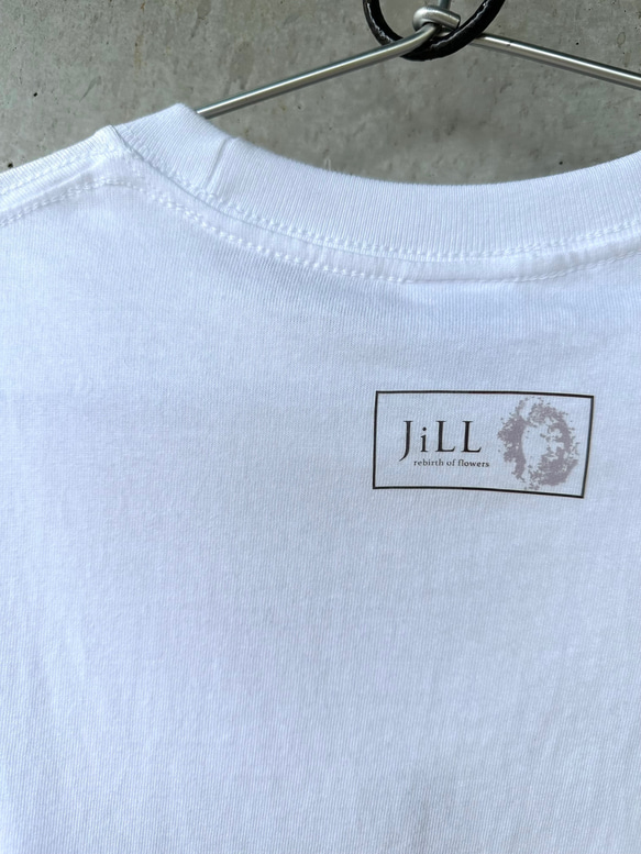 JiLLオリジナルTシャツ（カラフルフラワー） 2枚目の画像