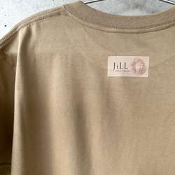 JiLLオリジナルTシャツ（アンティークフラワー・カーキ） 2枚目の画像