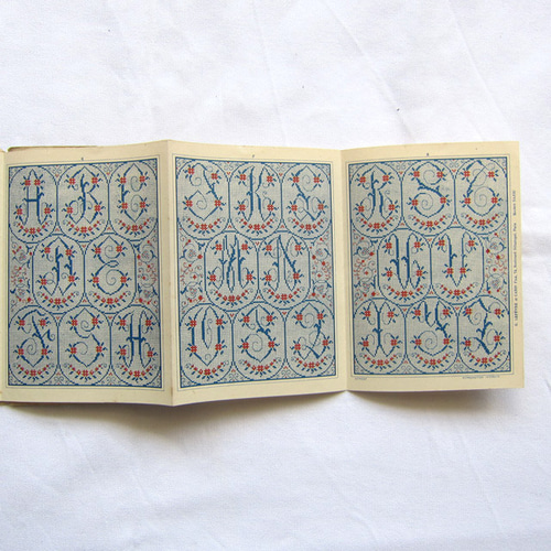 フランスアンティーク SAJOU 刺繍図案イニシャル No184 編み図