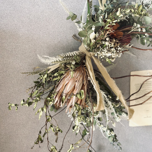 ✧︎*。一点物✧︎*。木の実と小枝のボタニカルワイヤーリース ナチュラル #29 NEW ITEM】 秋の彩りを、手軽にインテリアに フェイクボタニカル