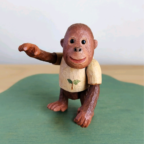 オランウータン ふたばもなか(白Tシャツ) 新型 木製 可動人形 その他  