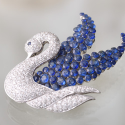 amore 象ブローチ ef8d0f711c9b7bad0a8095a93eb076