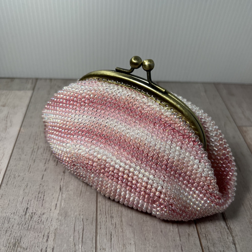 ビーズがま口Ｌ　グラデーションピンク　透明ビーズ ビーズがま口Lグラデーションピンク透明ビーズ