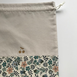 リバティ エデナム の巾着M（25×30） 3枚目の画像