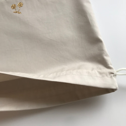 リバティ エデナム の巾着M（25×30） 2枚目の画像
