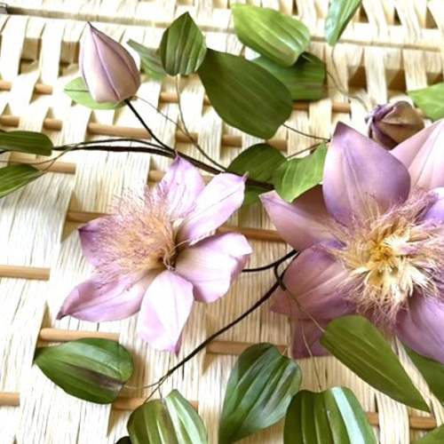 手染め布花 鉄線1本（写真は3本で掲載） 玄関・和洋の空間・お部屋の