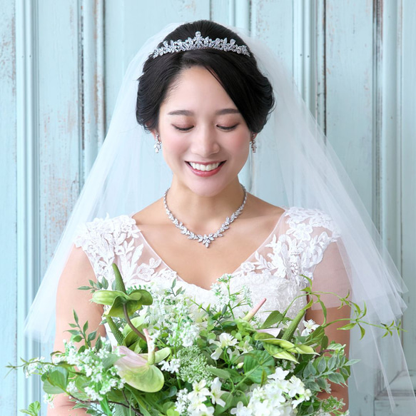 ビジュージルコニアティアラRT-09|花嫁 結婚式 ウエディング 挙式 シンプル 低い 髪飾り ヘッドドレス 上品 王道 2枚目の画像
