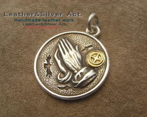 祈りの手　フリーメイソン 秘密結社 　 シルバーネックレス　925　ハンドメイド 31bff2bb1928d7e1eb45a7619a860d