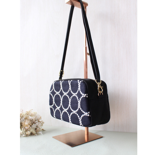 人気No.1】ミナペルホネン ポシェット タンバリン ネイビー×ホワイト