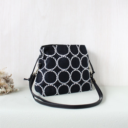 人気No.1】ミナペルホネン ポシェット タンバリン ネイビー×ホワイト