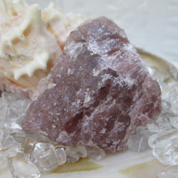天然石　原石　ピンクエピドート　４６ｇ 1枚目の画像