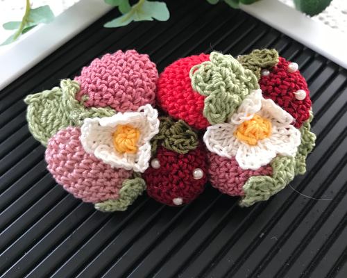 楽天市場】いちご ヘアクリップの通販 WEEKENDS クマいちご バレッタ