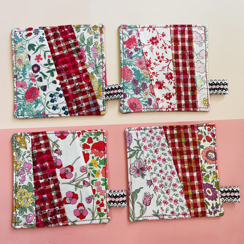 リバティのハギレで作った❤︎胸きゅん❤︎パッチワークコースター 4枚