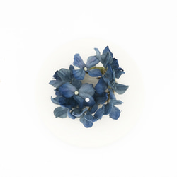 Corsage. " Botnical mini werath. 色褪せ紫陽花 "  ブルー  | ミニコサージュ | 4枚目の画像