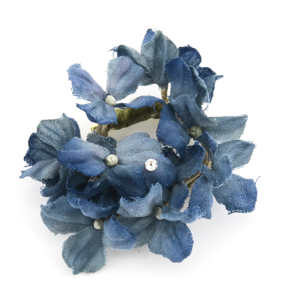 Corsage. " Botnical mini werath. 色褪せ紫陽花 "  ブルー  | ミニコサージュ | 8枚目の画像