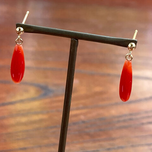 天然◇赤珊瑚K18 ピアス ピアス(スタッド・一粒) Sae+Sumi 天然◇赤珊瑚K18 ピアス ピアス(スタッド・一粒) Sae+Sumi