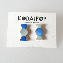 【イヤリング】色で遊ぶPOPな古墳 グレー×ブルー 2枚目の画像