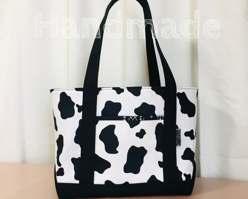 AZUMA 50%OFF】hobo(ホーボー) SALE 牛柄　バッグ bag Boston pattern 【即完売品】　cow SHOULDER LEATHER COW S BAG バッグ