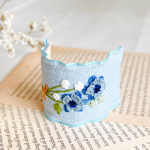 刺繍ポニーフック【アネモネ】 ポニーフック・ヘアカフス Ribbit 