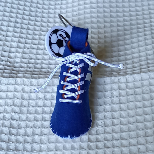 ワケありな逸品 部活お守り 卒業記念 卒団記念に サッカーシューズ