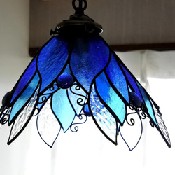 青い天使の花のランプ6面体 ステンドグラス 照明 ランプ ペンダント 7枚目の画像