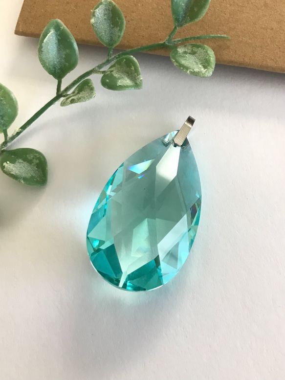 スワロフスキー✨シャンデリアサンキャッチャー アンティークグリーン