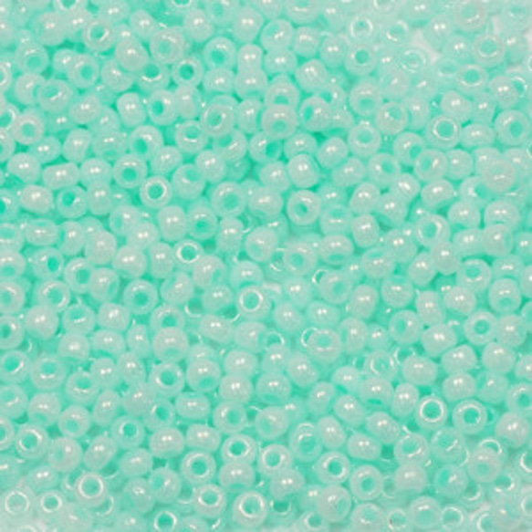 丸小ビーズ ミルキーペパーミント 3枚目の画像