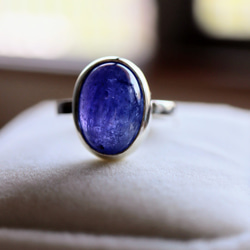 タンザナイト 天然石 シルバーリング 　12号　フォーマル シンプルな指輪　星空　青い天然石 10枚目の画像