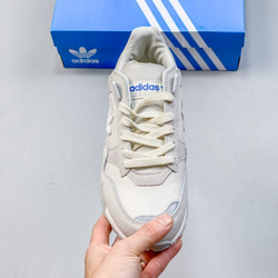 adidas Racing 1 Boost Prototype スニーカー 2枚目の画像