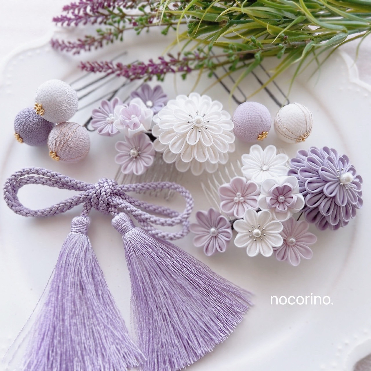 つまみ細工髪飾り　成人式　七五三　卒業式　ウエディング 6,816円