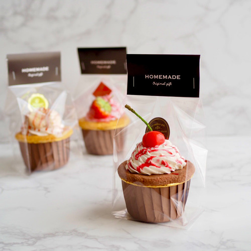 チェリーのカップケーキメモスタンド その他置物 プリマトルテ -クレイ