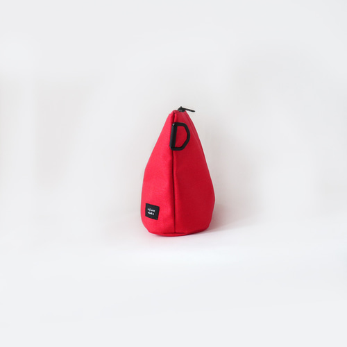 旅行や街歩きに！ 軽量&撥水 ショルダーバッグ / レッド ショルダー
