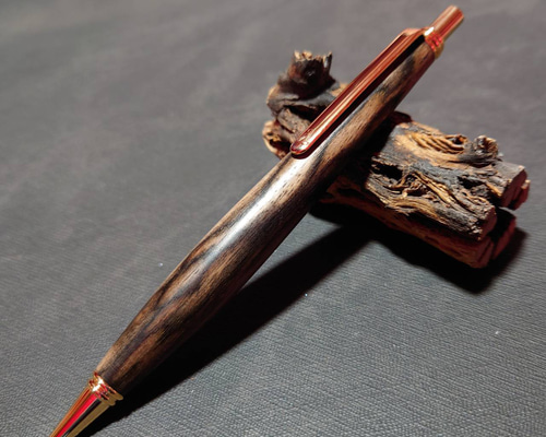 黒柿孔雀杢 シャープペンシル 本体 工房 楔 0.5mmペンシル楔 黒柿孔雀杢 | ペンハウス