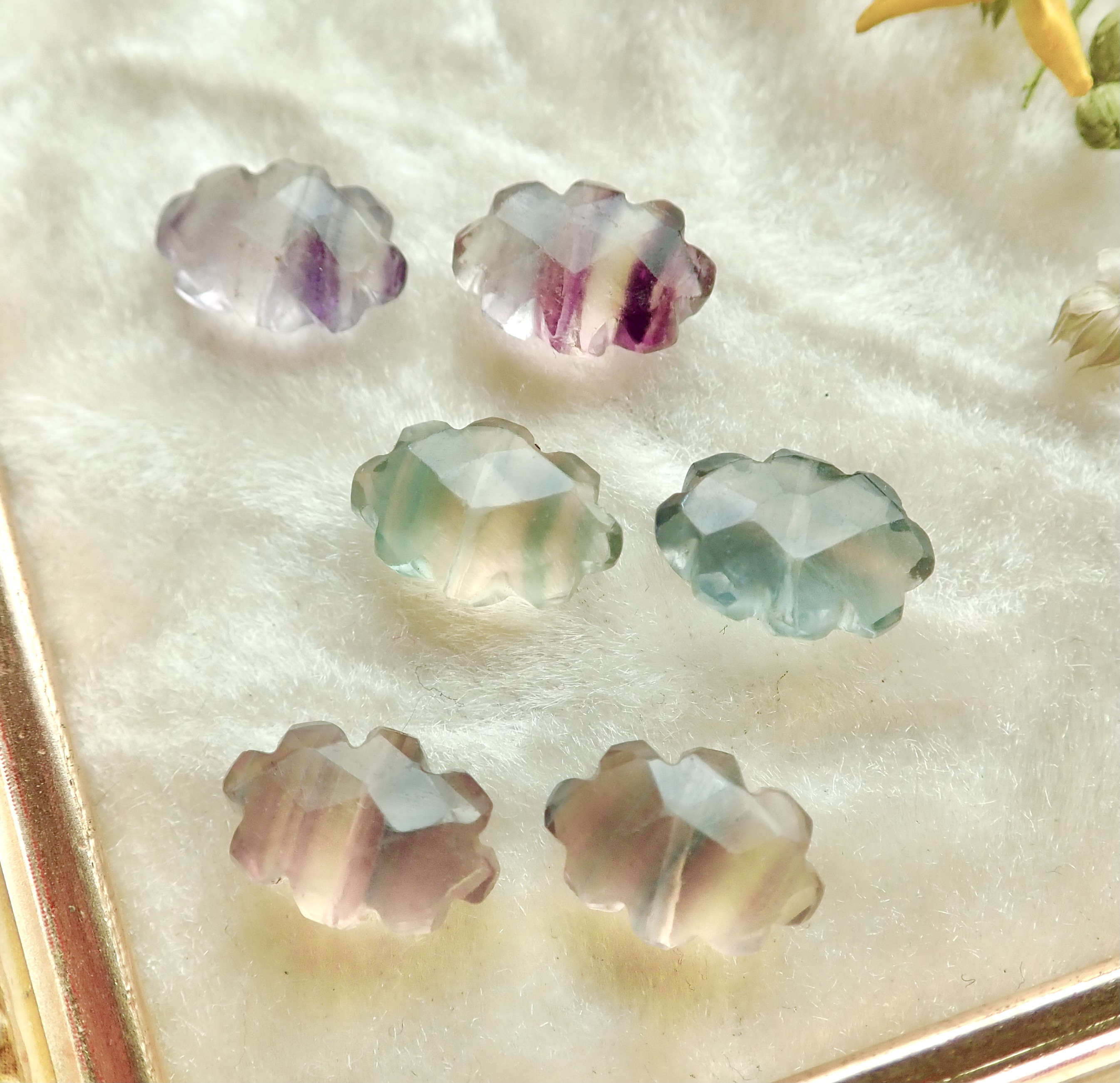 雲カット♡レインボーフローライト 6個セット 天然石 Mystic stones 