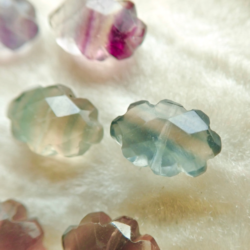 雲カット♡レインボーフローライト 6個セット 天然石 Mystic stones 