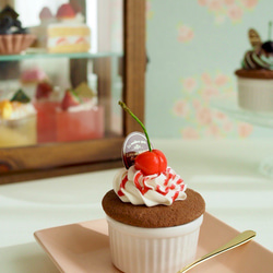 チェリーのカップケーキ小物入れ その他置物 プリマトルテ -クレイ