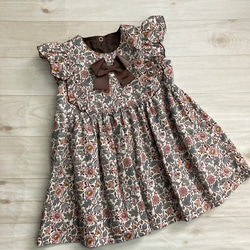 スモッキング刺繍のワンピース80・90㎝㎝（リバティプリント