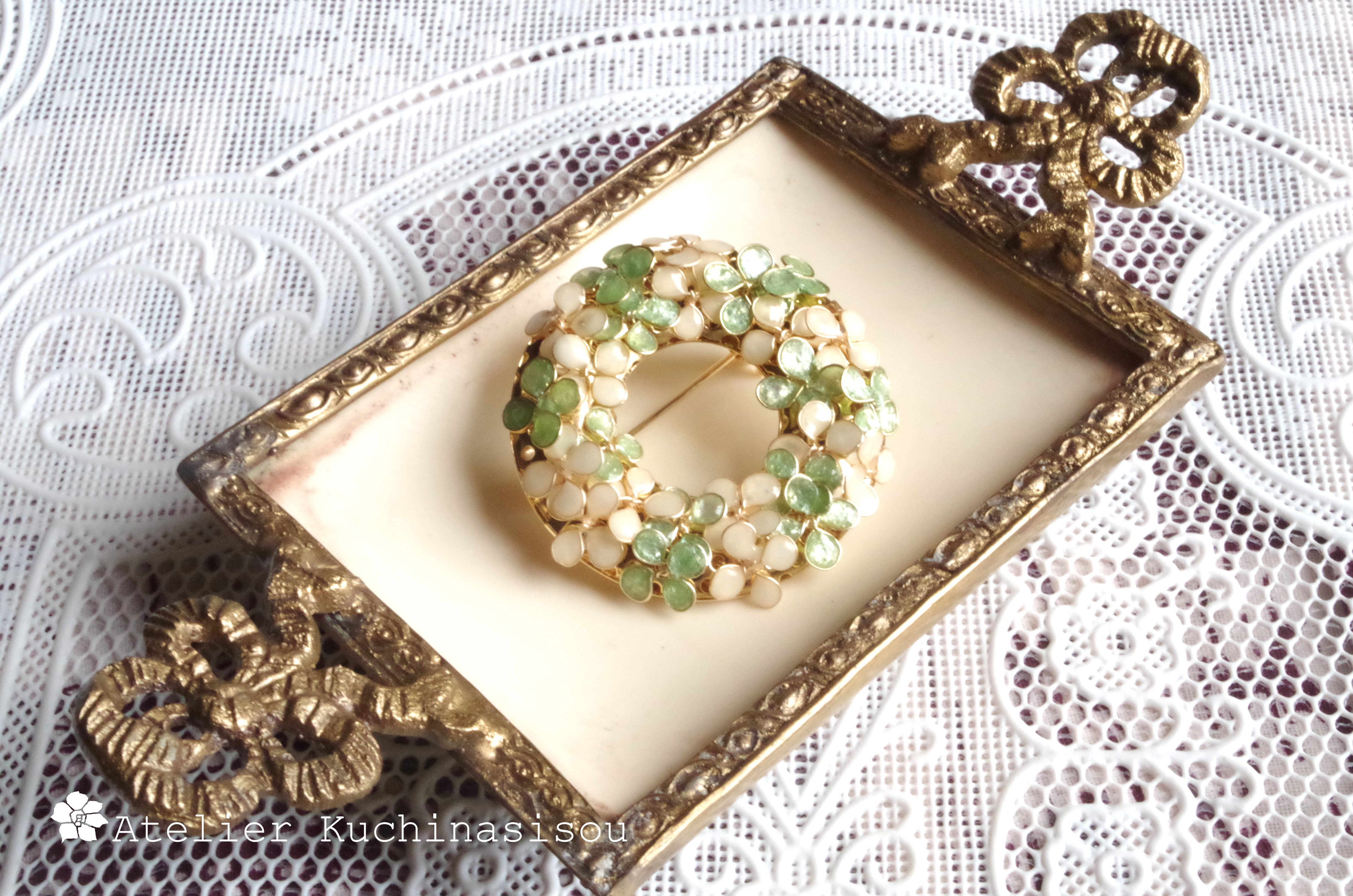 マニキュアフラワーの紫陽花のブローチ〈アナベル〉