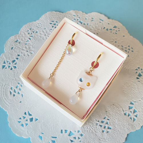 猫ピアス☆イヤリング☆チェコガラス☆サバトラ猫☆レジン☆猫