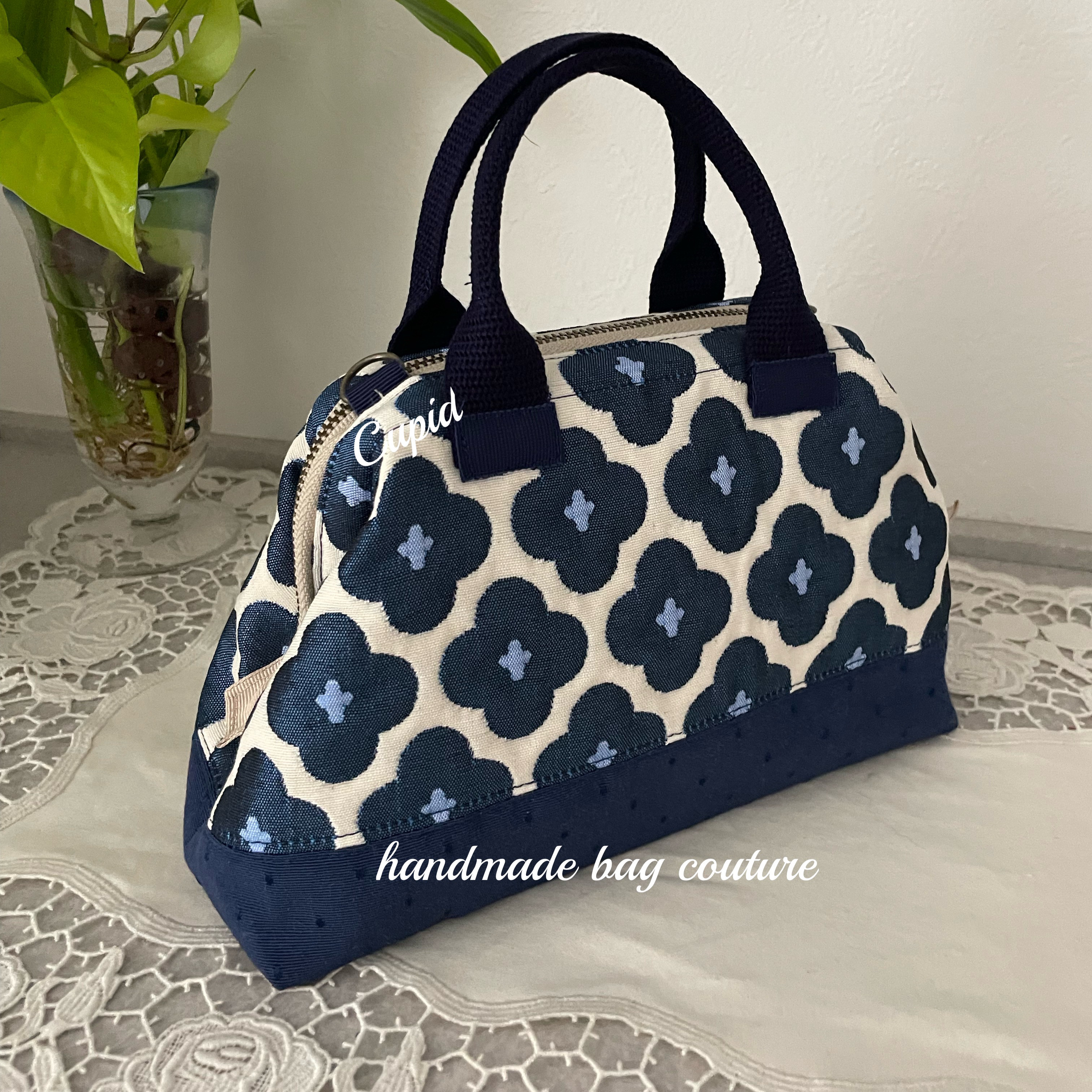 フランス生地ブルーの花柄膨れ織りゴブラン織りを使ったカパっと開閉ミニ2wayボストンバッグ（1点物）