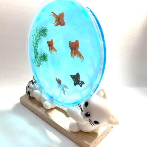 ☆金魚鉢・金魚・サバトラ・ジャンピング猫・レジン・チャーム・置物☆ Amazon | Lov Sawar 金魚鉢 プラスチック 猫 にゃんこの金魚鉢